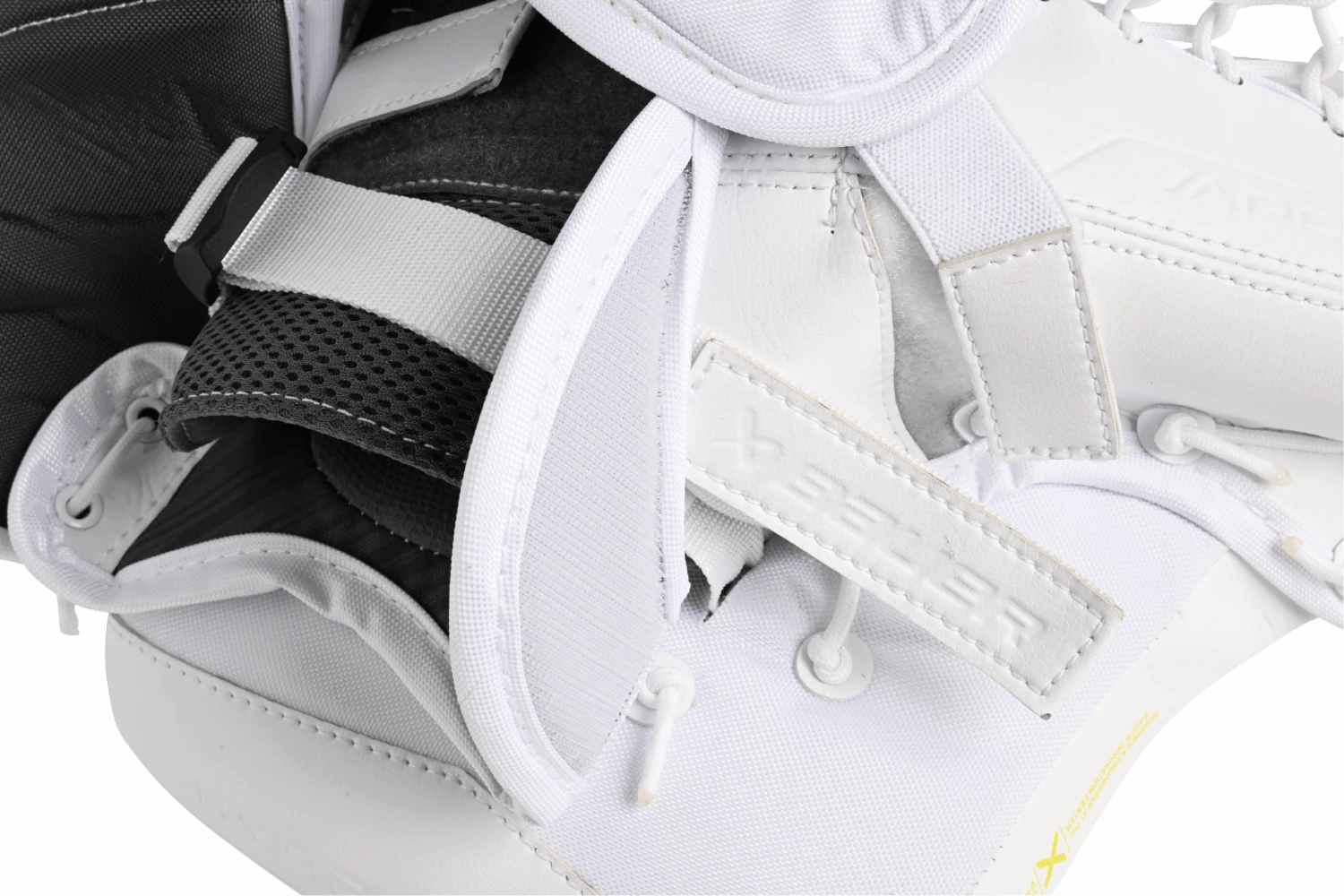 Bauer Vapor Hyperlite2 Senior Goalie Catcher 6 Bauer Vapor Hyperlite2 Senior Goalie Catcher - Image 4